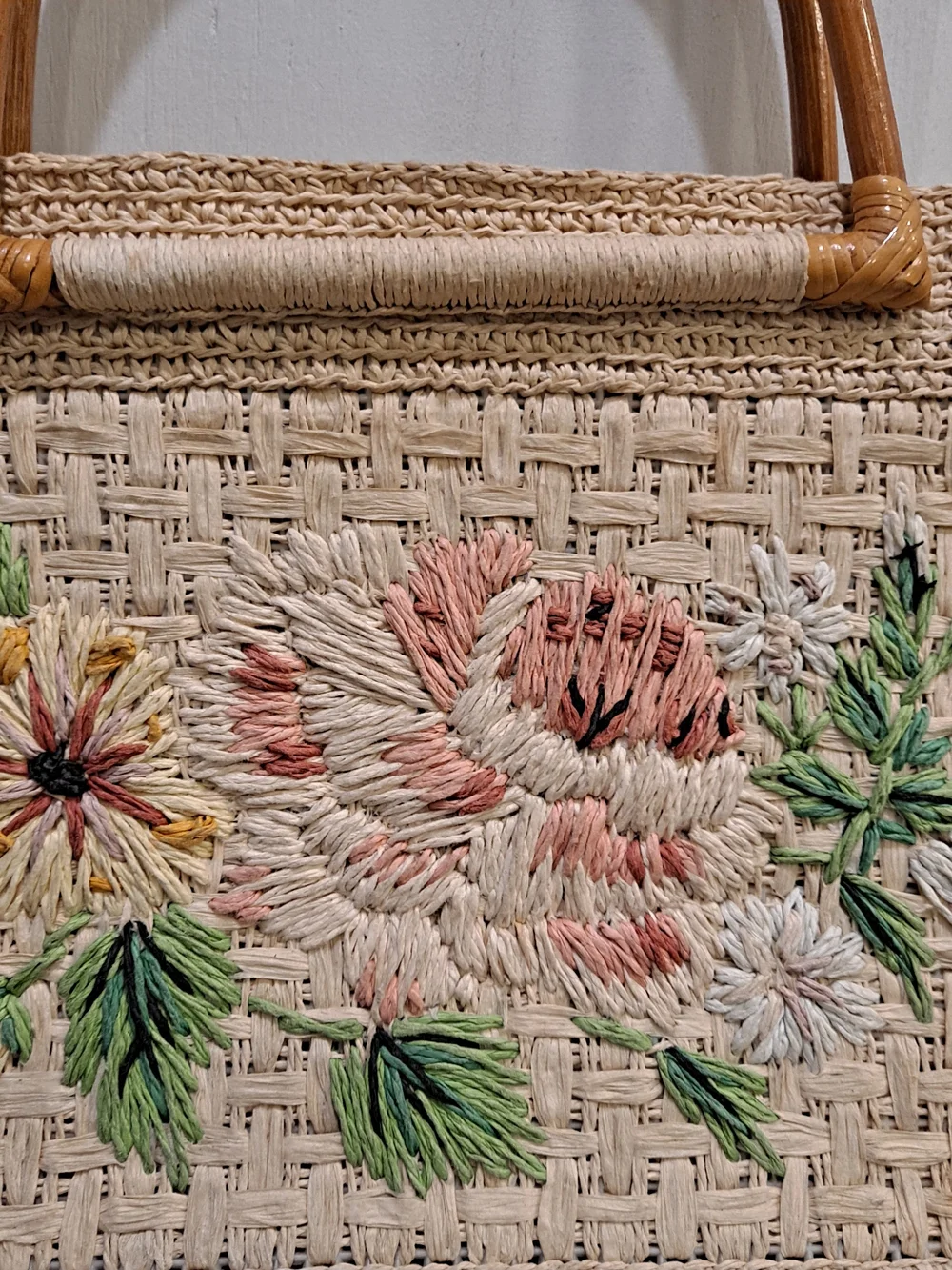Fossil Vintage Woven Paper Straw Shoulder Bag Floral Pink Green Embroidery